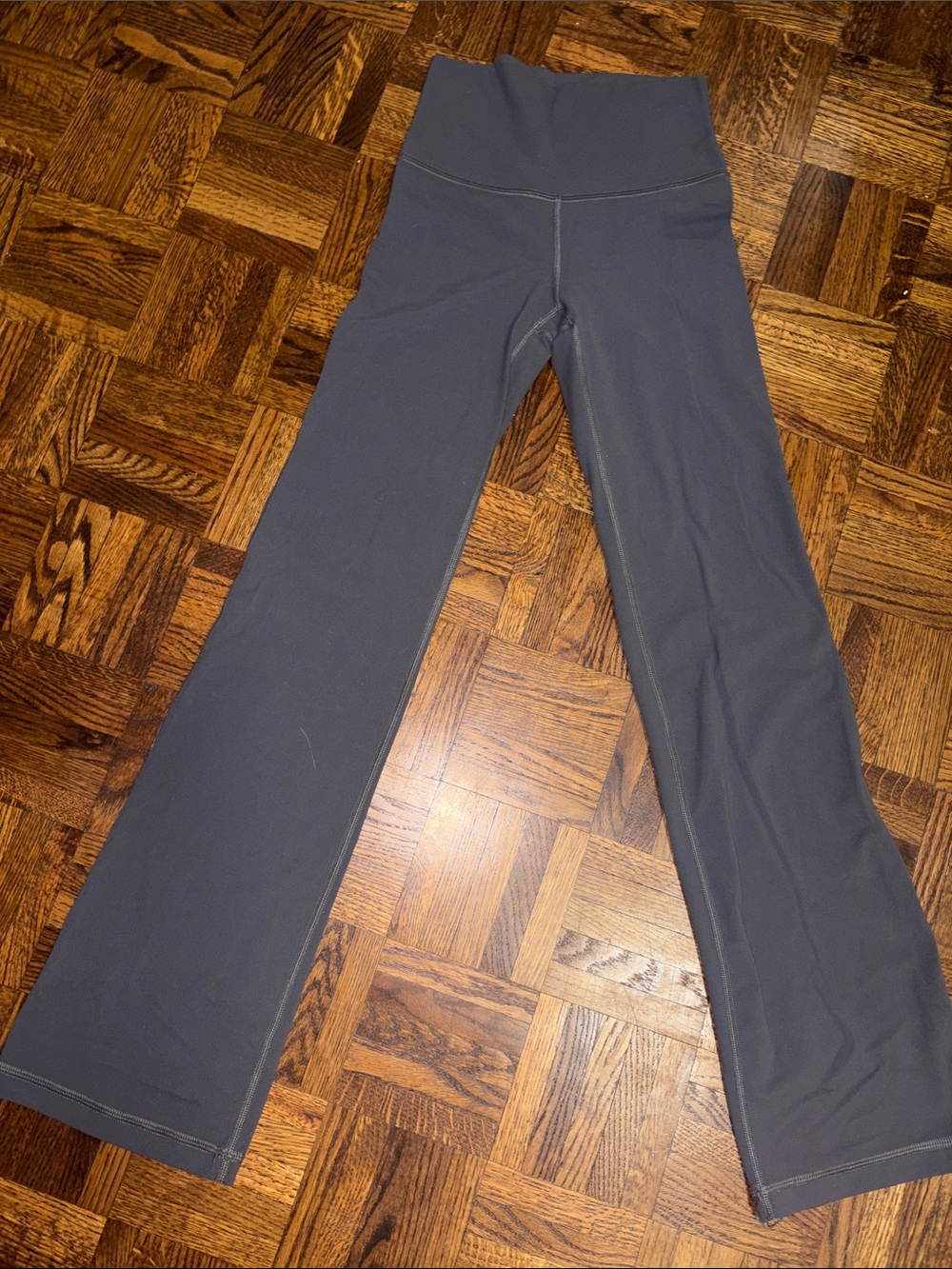 ARITZIA (TNA) HIGH WAISTED GREY WIDE LEG YOGA PANTS